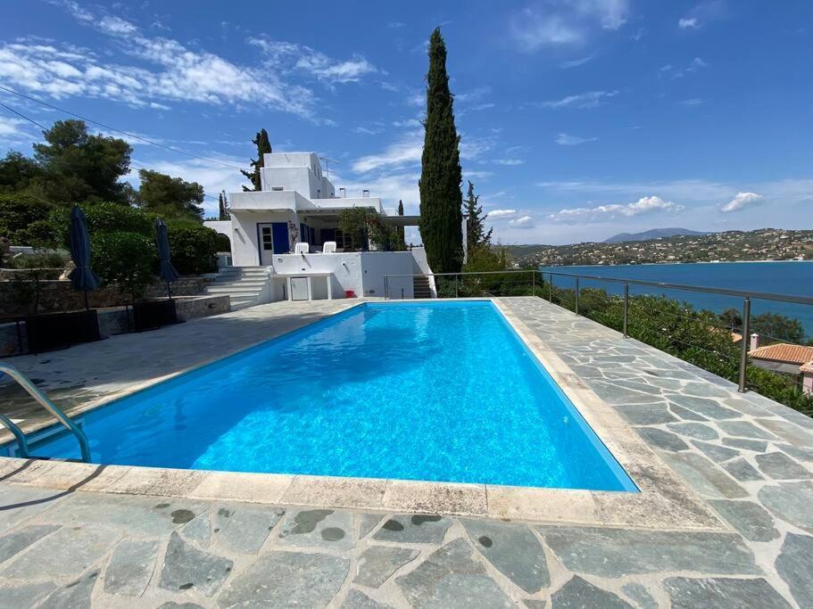 Retreat Villa By The Sea With Pool In Порто-Хелі Екстер'єр фото
