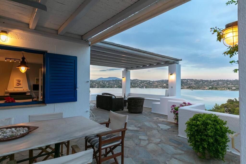 Retreat Villa By The Sea With Pool In Порто-Хелі Екстер'єр фото